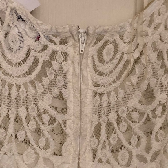 White Lace Dress w/ Sexy “See-Through” Mid Section - Picture 4 of 4